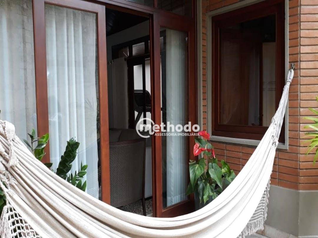 Casa de Condomínio à venda com 4 quartos, 380m² - Foto 11