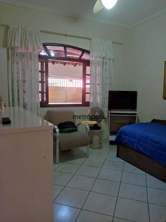 Sobrado à venda com 3 quartos, 240m² - Foto 25