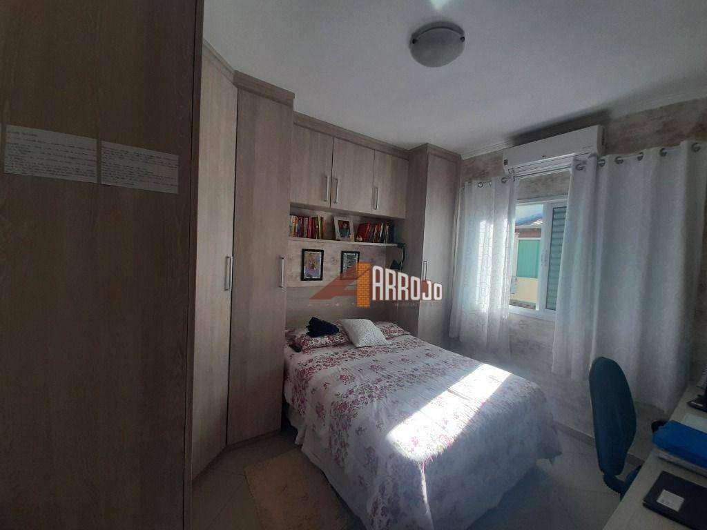 Sobrado à venda com 3 quartos, 124m² - Foto 8