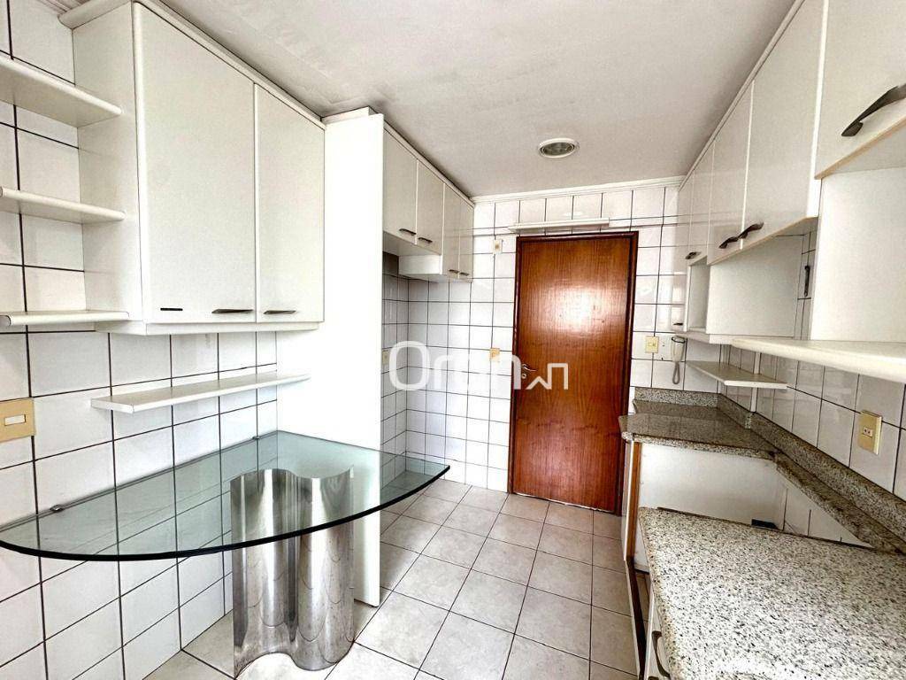 Apartamento à venda com 4 quartos, 111m² - Foto 2