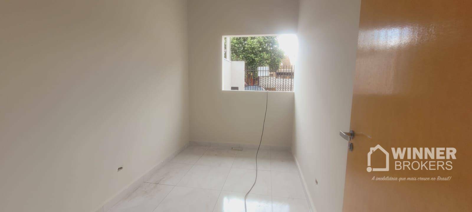 Casa à venda com 2 quartos, 55m² - Foto 3