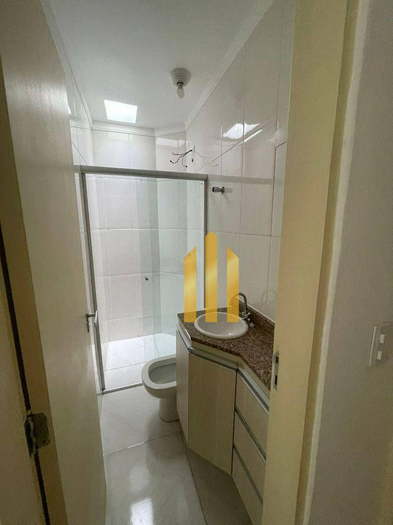 Sobrado à venda e aluguel com 3 quartos, 130m² - Foto 17