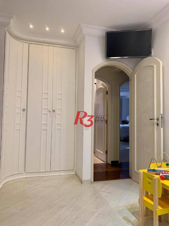 Apartamento à venda com 4 quartos, 240m² - Foto 15