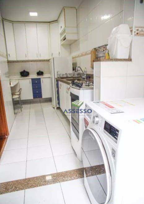 Apartamento à venda com 2 quartos, 60m² - Foto 25