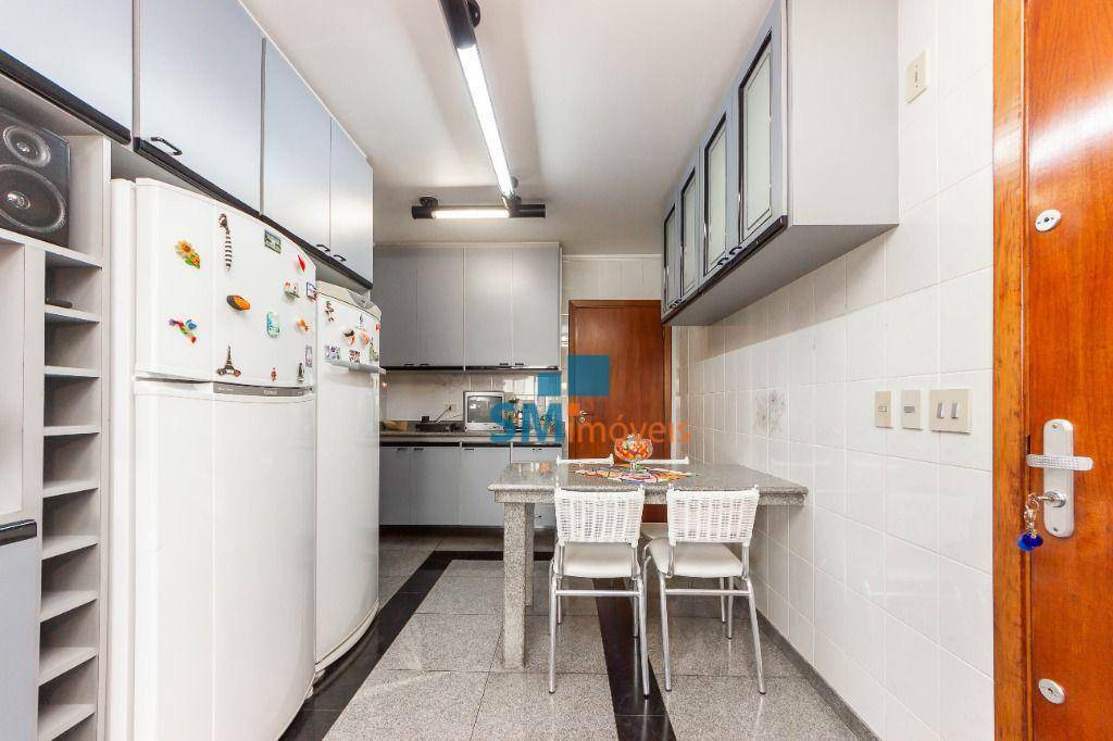 Apartamento à venda com 4 quartos, 187m² - Foto 3