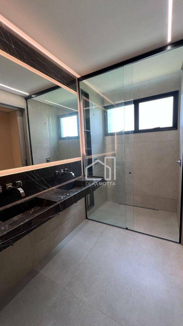 Casa à venda com 3 quartos, 229m² - Foto 3