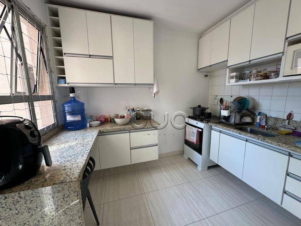 Apartamento à venda com 3 quartos, 70m² - Foto 1