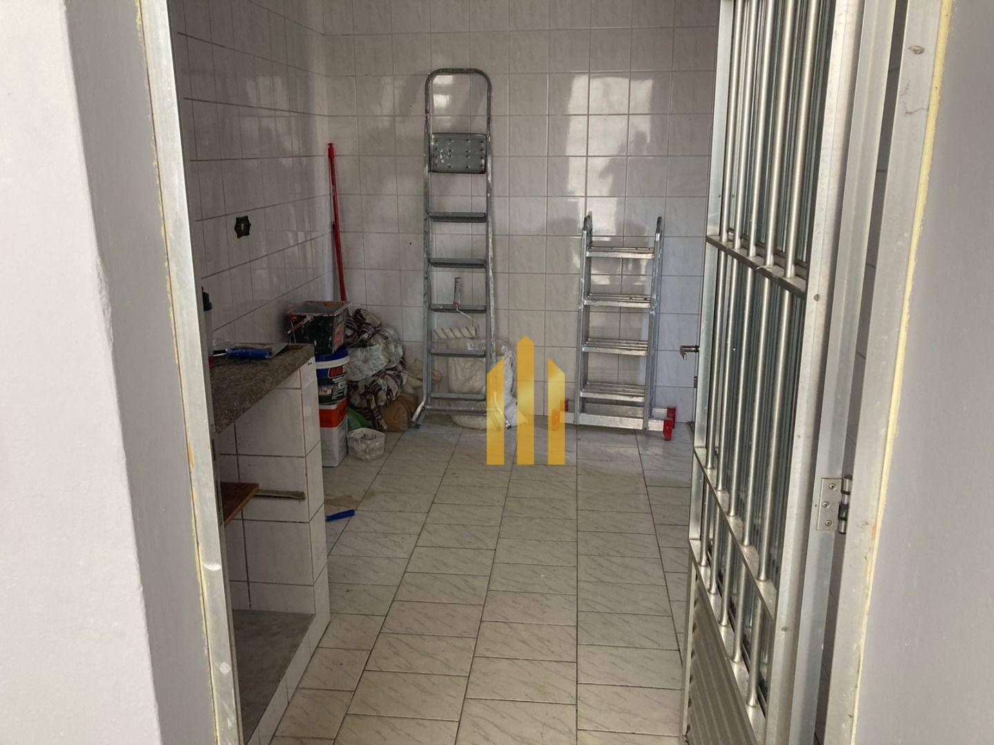 Casa para alugar com 1 quarto, 30m² - Foto 1