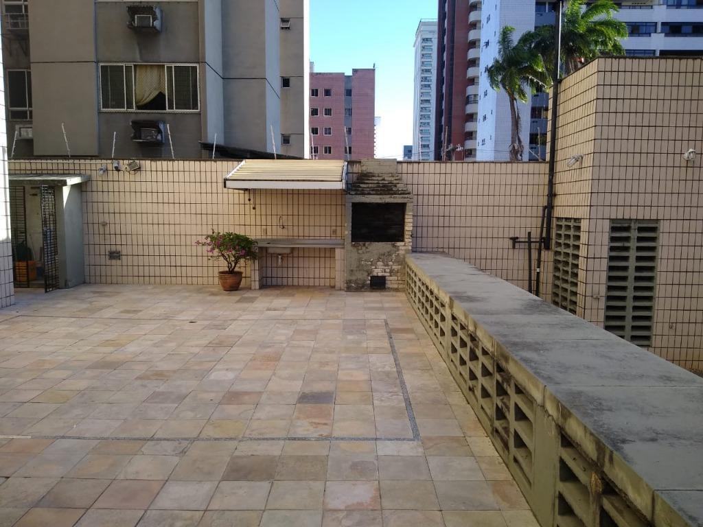 Apartamento à venda com 3 quartos, 215m² - Foto 5