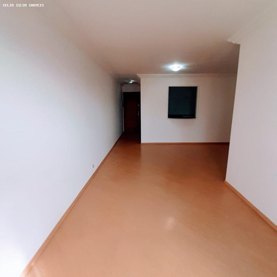 Apartamento à venda com 3 quartos, 82m² - Foto 1