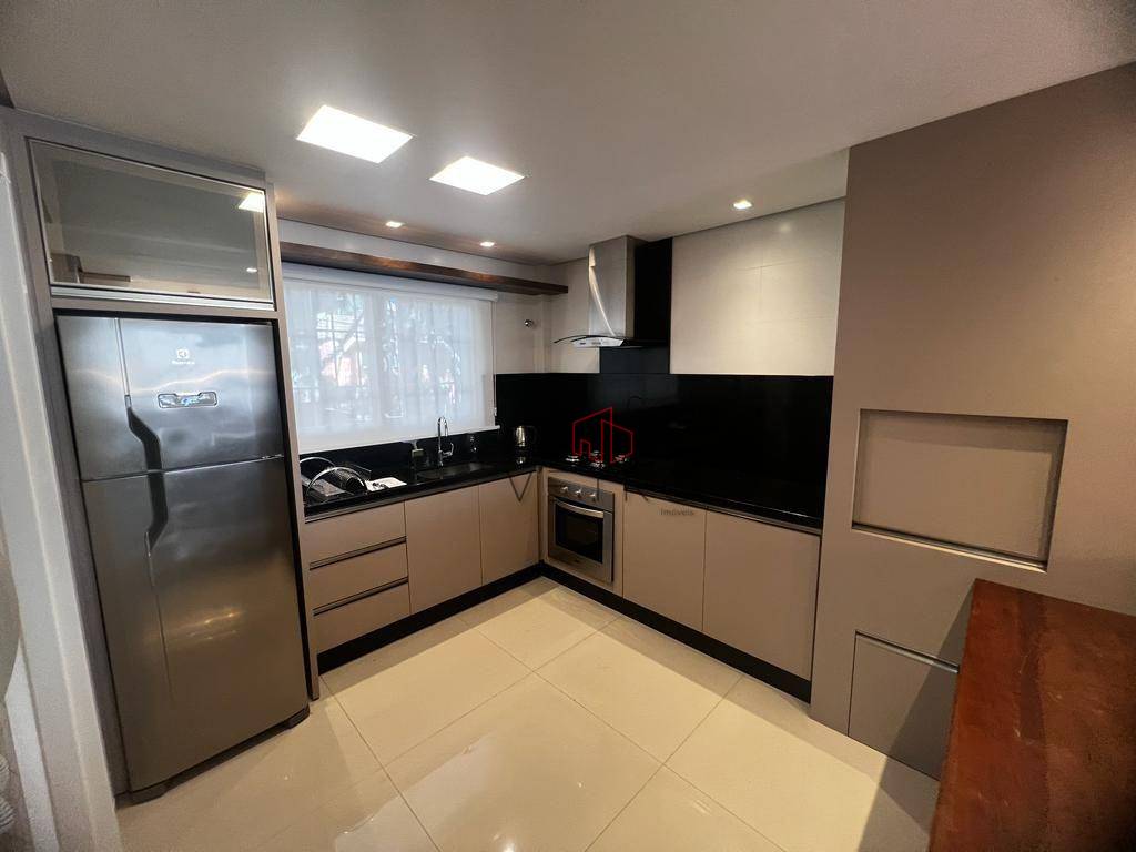 Apartamento à venda com 3 quartos, 105m² - Foto 6