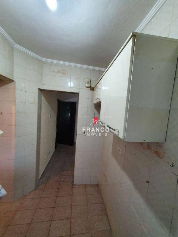 Apartamento à venda com 1 quarto, 45m² - Foto 15