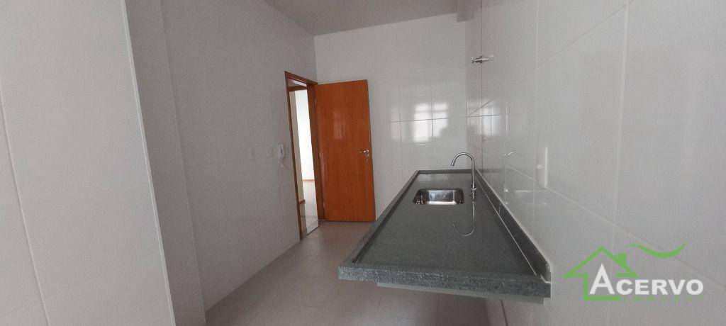 Apartamento à venda com 2 quartos, 80m² - Foto 11