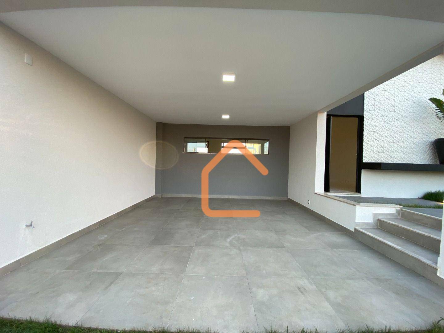 Casa à venda com 3 quartos, 150m² - Foto 5