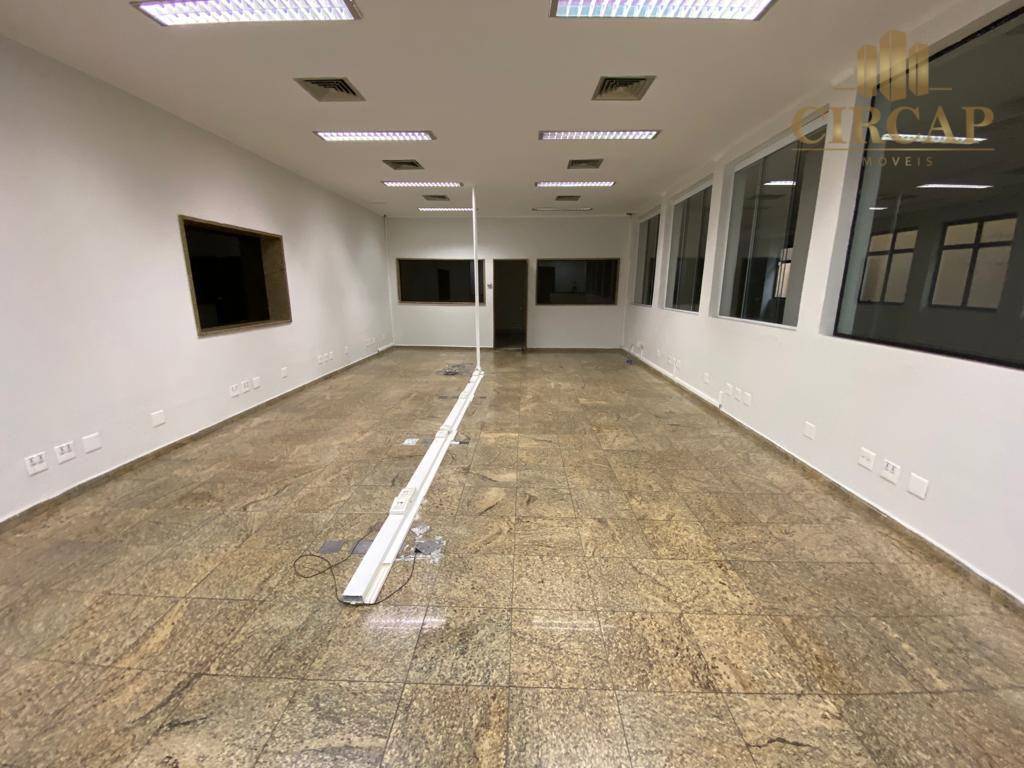 Prédio Inteiro para alugar, 3000m² - Foto 23