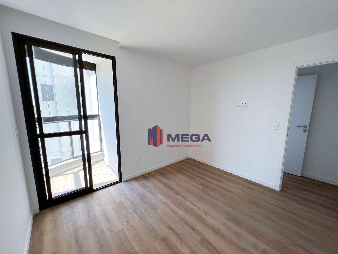 Apartamento à venda com 3 quartos, 135m² - Foto 16