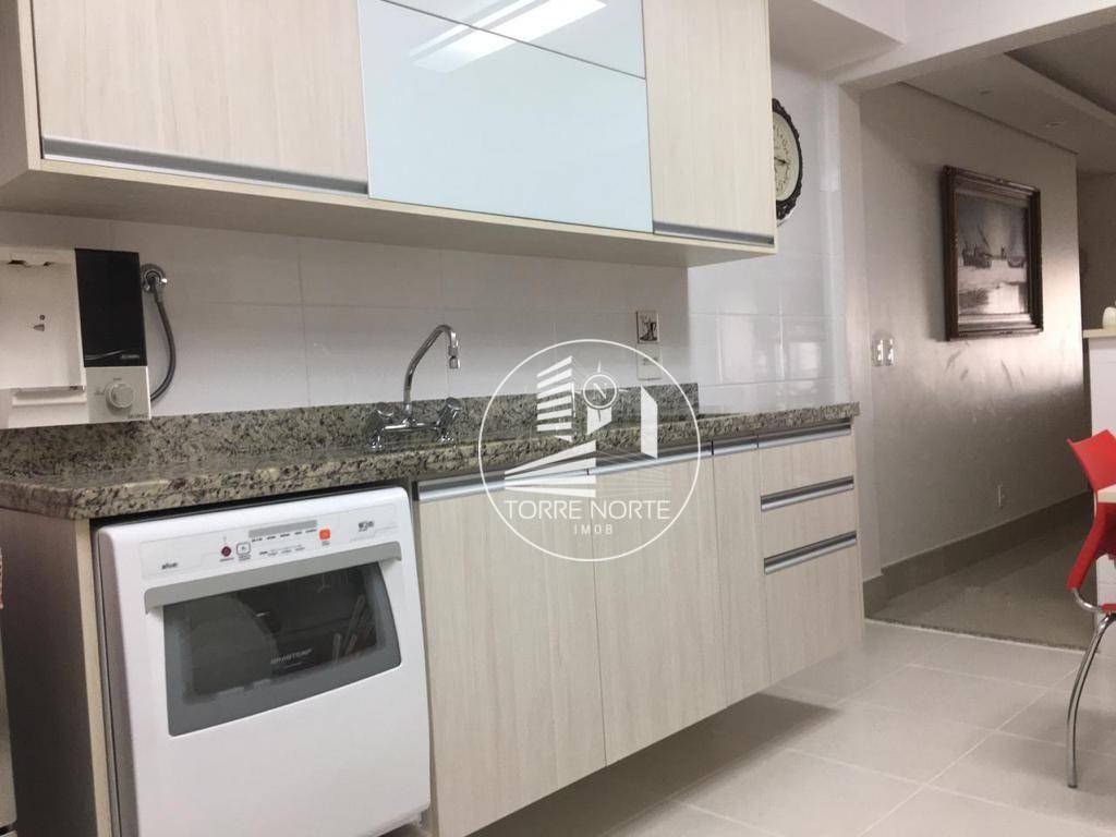 Apartamento à venda com 5 quartos, 143m² - Foto 12