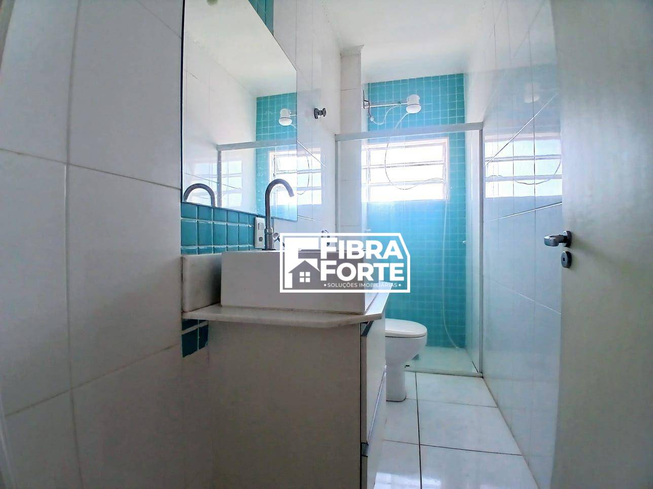 Apartamento à venda com 2 quartos, 70m² - Foto 17
