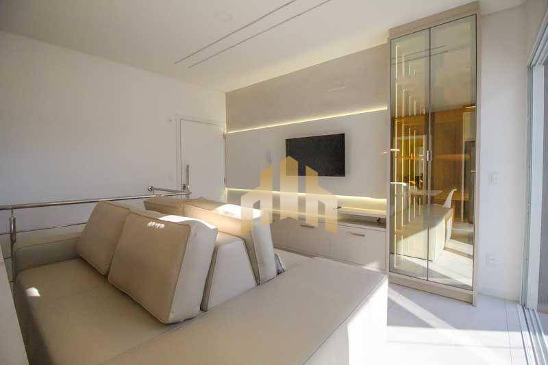 Apartamento à venda com 2 quartos, 95m² - Foto 10