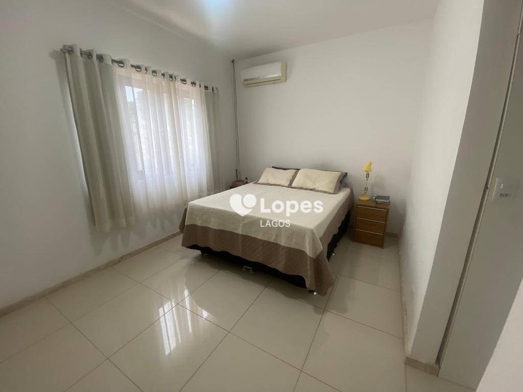 Casa à venda com 3 quartos, 250m² - Foto 8