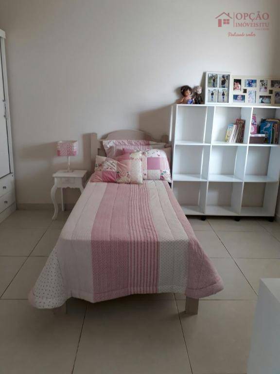 Casa de Condomínio à venda com 3 quartos, 187m² - Foto 13