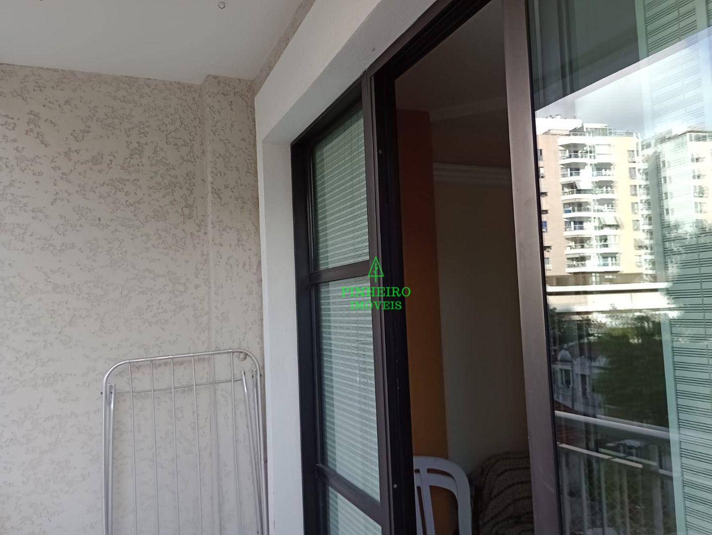 Apartamento à venda com 4 quartos, 170m² - Foto 14