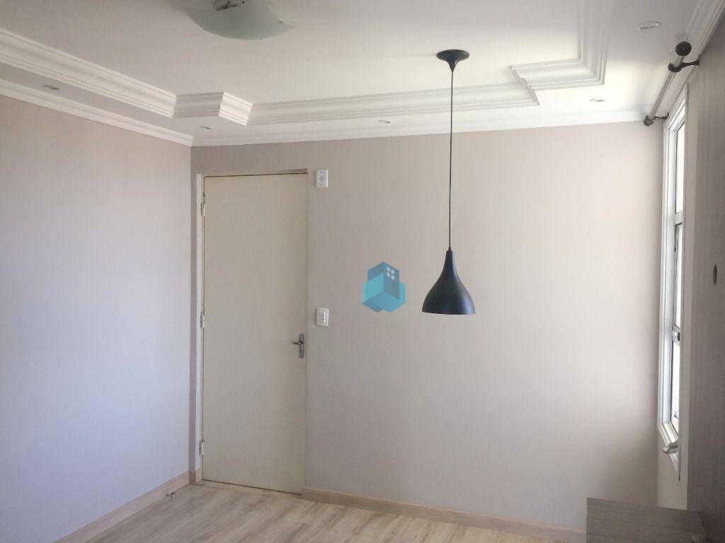 Apartamento à venda com 2 quartos, 42m² - Foto 1