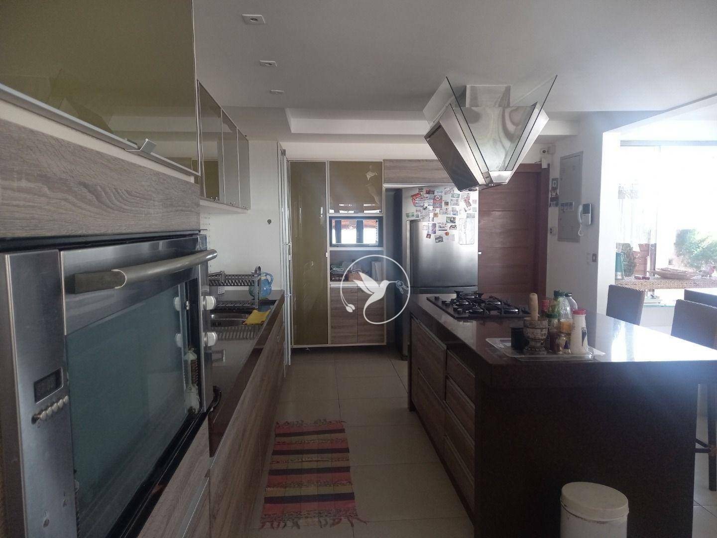 Casa à venda com 6 quartos, 580m² - Foto 16