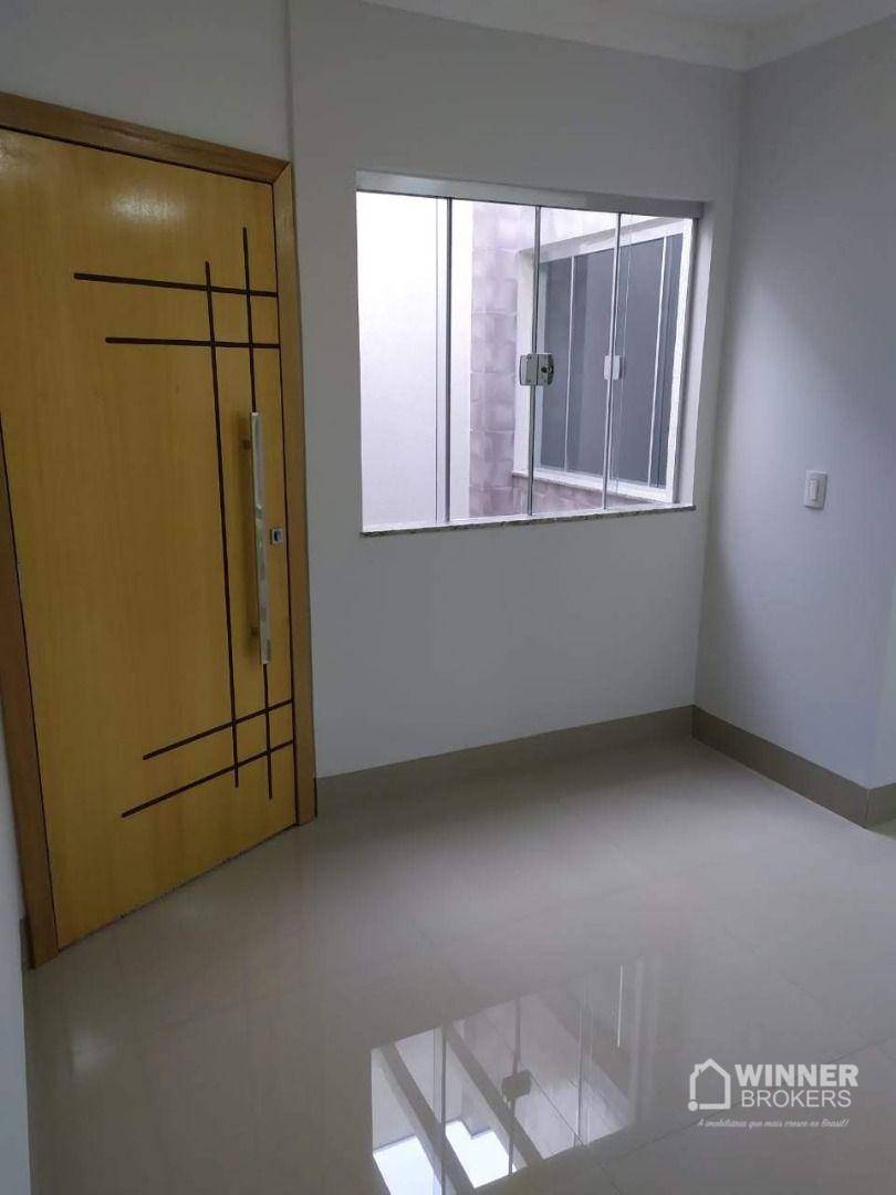 Casa para alugar com 3 quartos, 120m² - Foto 2