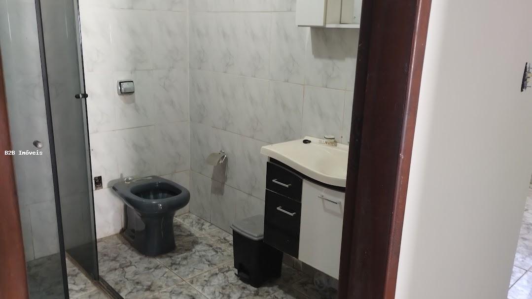 Casa à venda com 3 quartos, 190m² - Foto 6