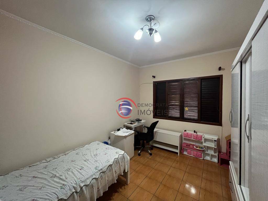 Sobrado à venda com 3 quartos, 187m² - Foto 7