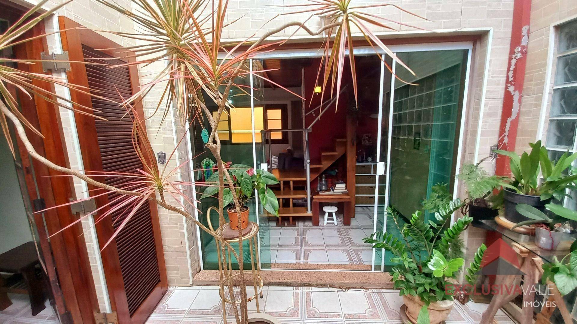 Casa à venda com 6 quartos, 356m² - Foto 48