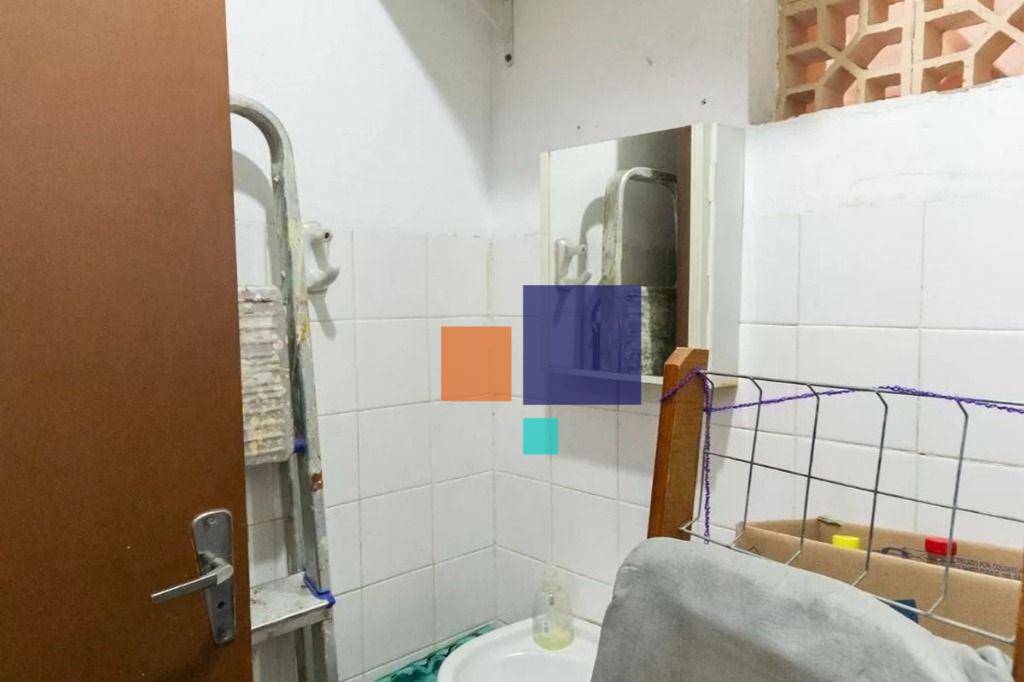 Sobrado à venda com 4 quartos, 274m² - Foto 36