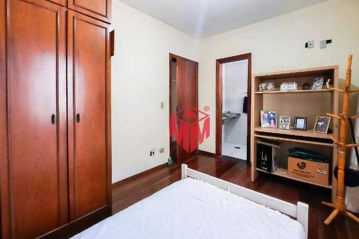 Sobrado à venda com 4 quartos, 313m² - Foto 14