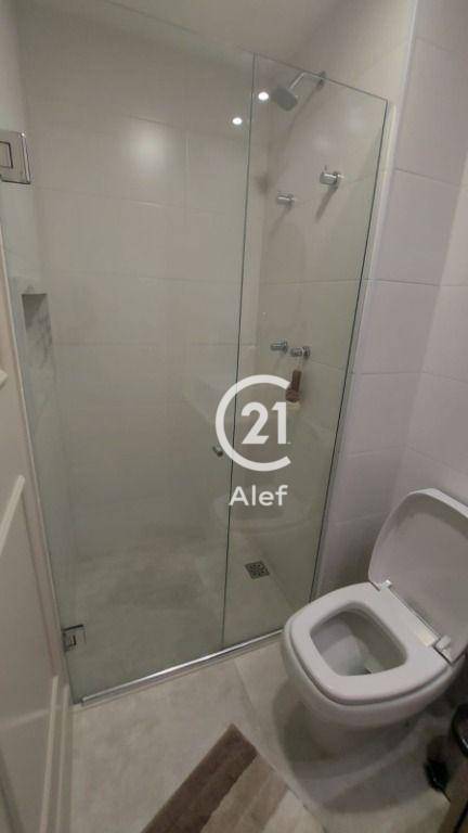 Apartamento à venda com 2 quartos, 62m² - Foto 13