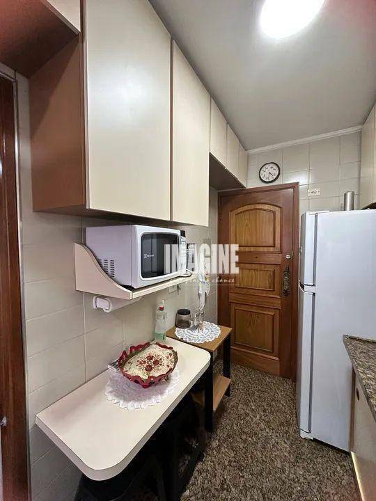 Apartamento à venda com 2 quartos, 59m² - Foto 9