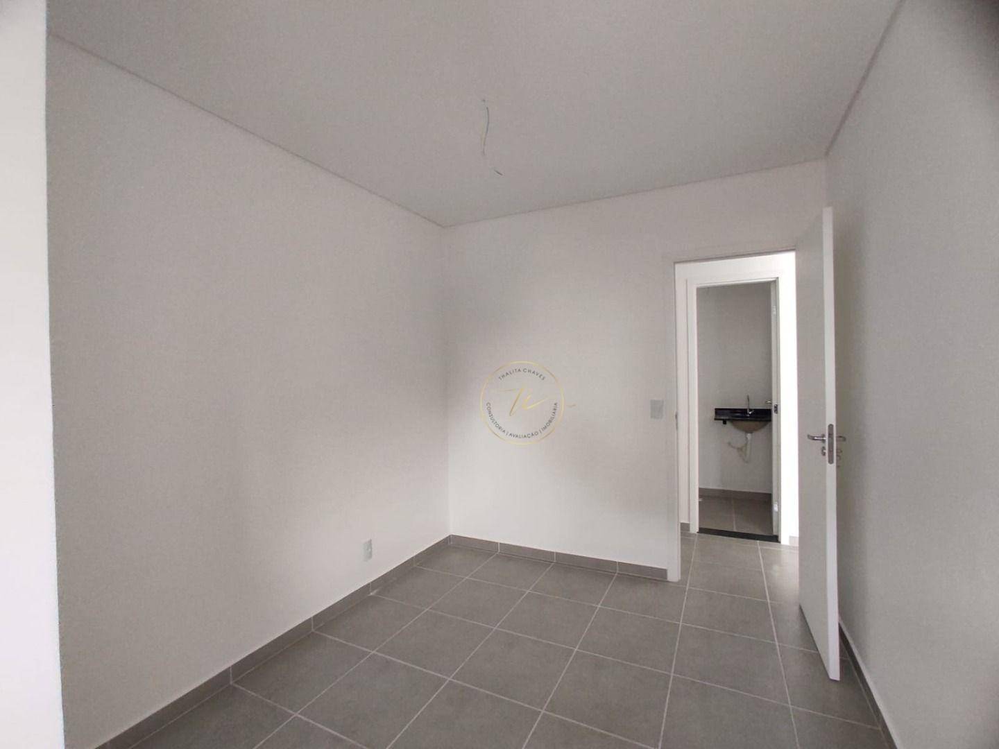 Apartamento à venda com 2 quartos, 70m² - Foto 11