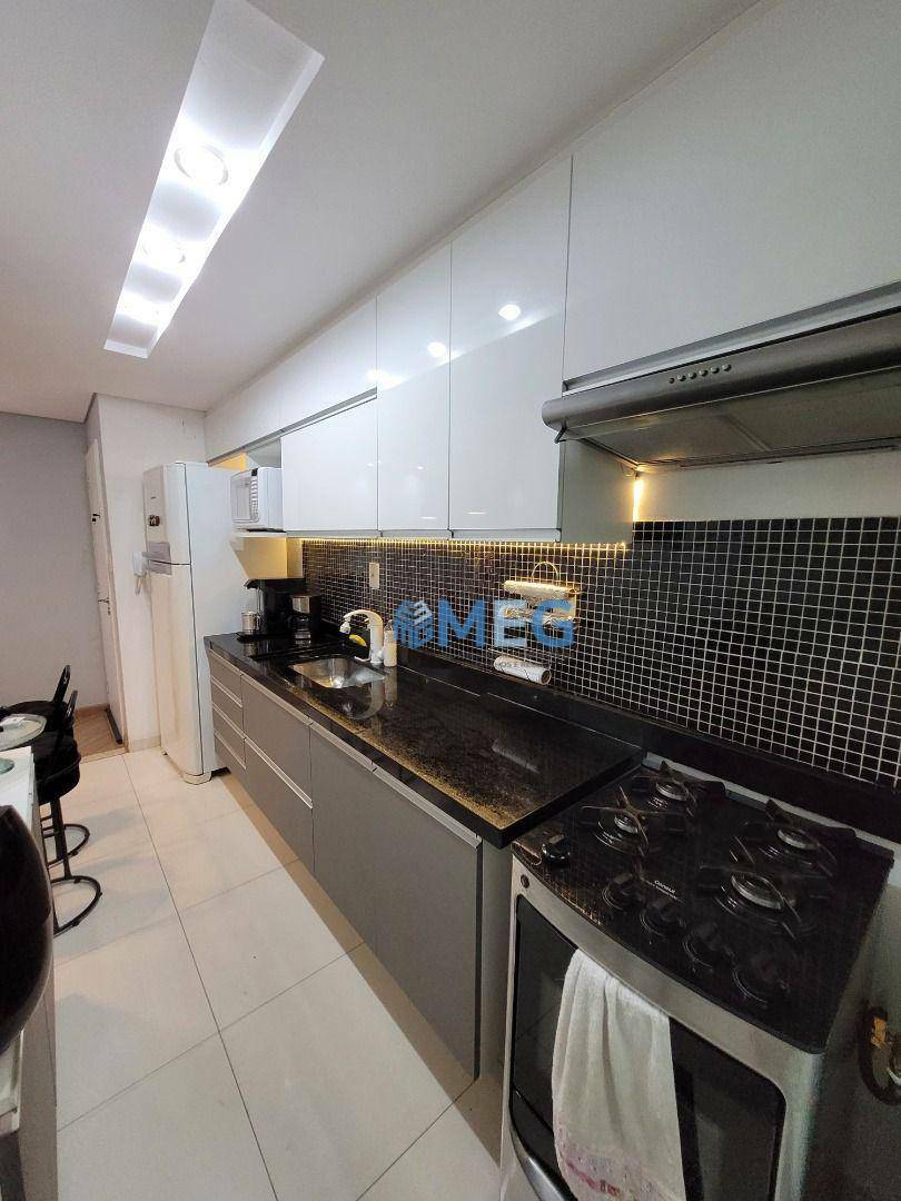 Apartamento para alugar com 3 quartos, 64m² - Foto 10