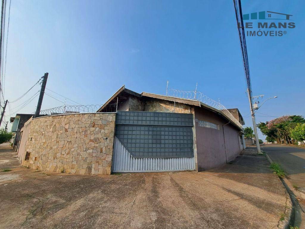 Casa à venda com 3 quartos, 105m² - Foto 4