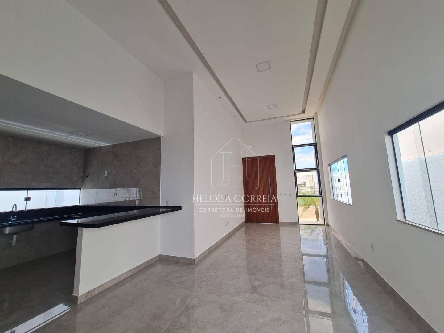 Casa à venda com 3 quartos, 148m² - Foto 1