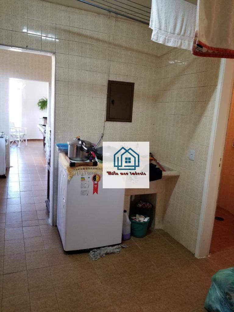 Sobrado à venda com 4 quartos, 185m² - Foto 2