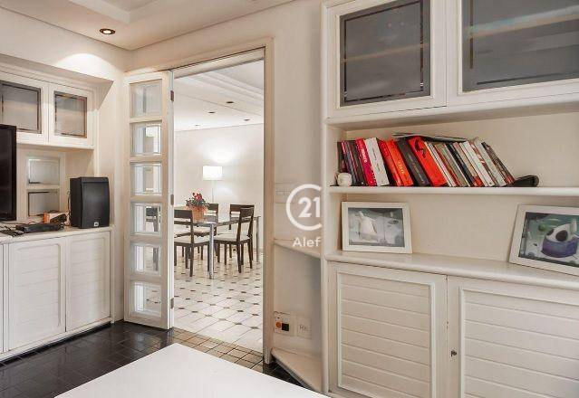 Apartamento à venda com 4 quartos, 135m² - Foto 2