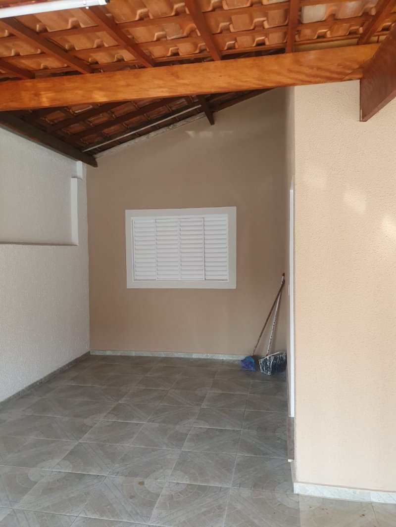 Casa à venda com 3 quartos, 119m² - Foto 7