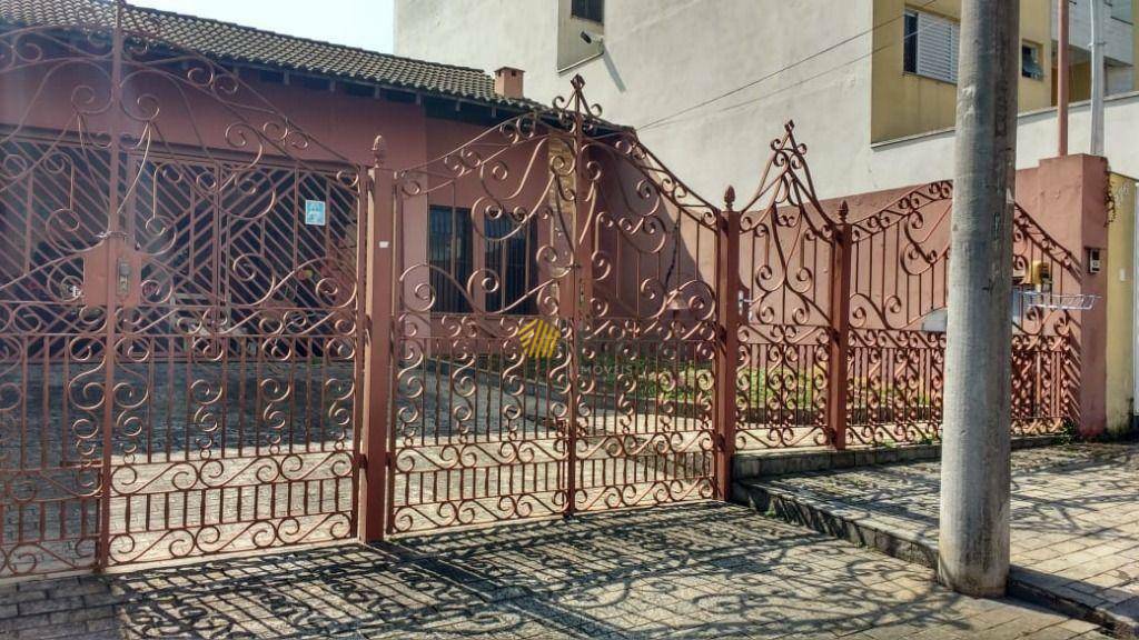 Casa à venda com 7 quartos, 365m² - Foto 2