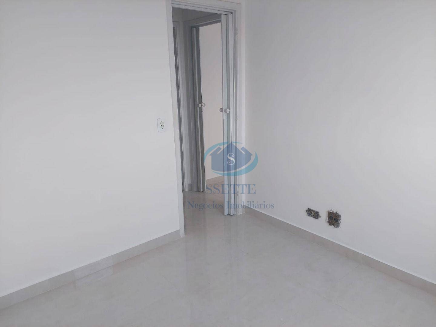 Apartamento para alugar com 2 quartos, 55m² - Foto 9