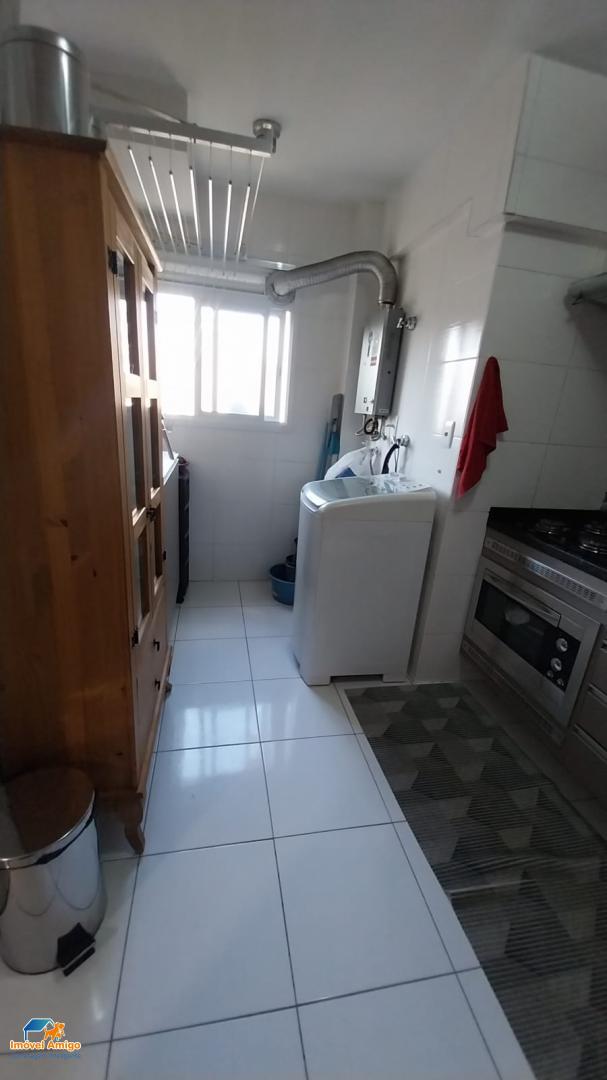 Apartamento à venda com 3 quartos - Foto 18