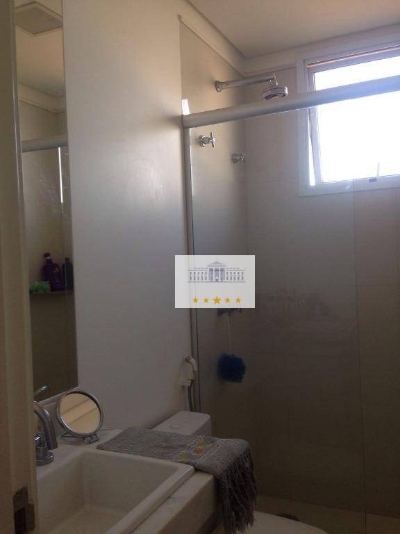 Apartamento à venda com 3 quartos, 228m² - Foto 3