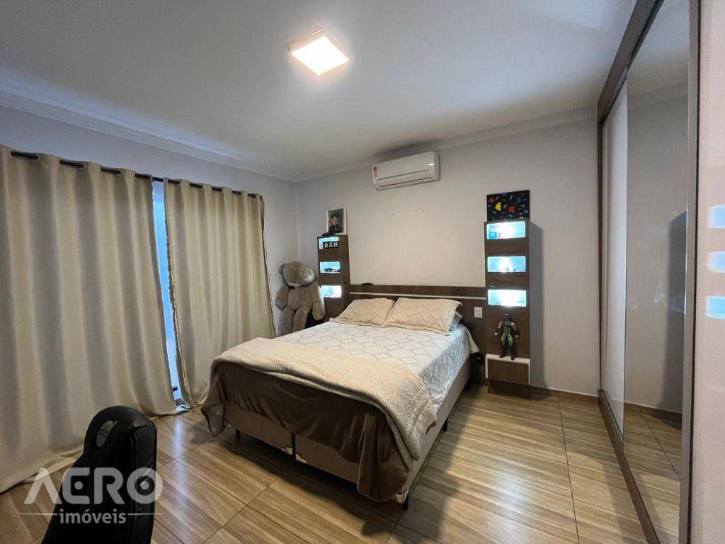 Casa à venda com 3 quartos, 260m² - Foto 6