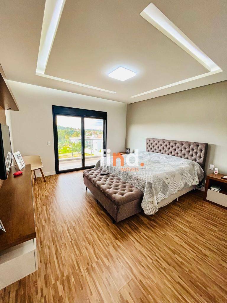 Casa de Condomínio à venda com 4 quartos, 580m² - Foto 18