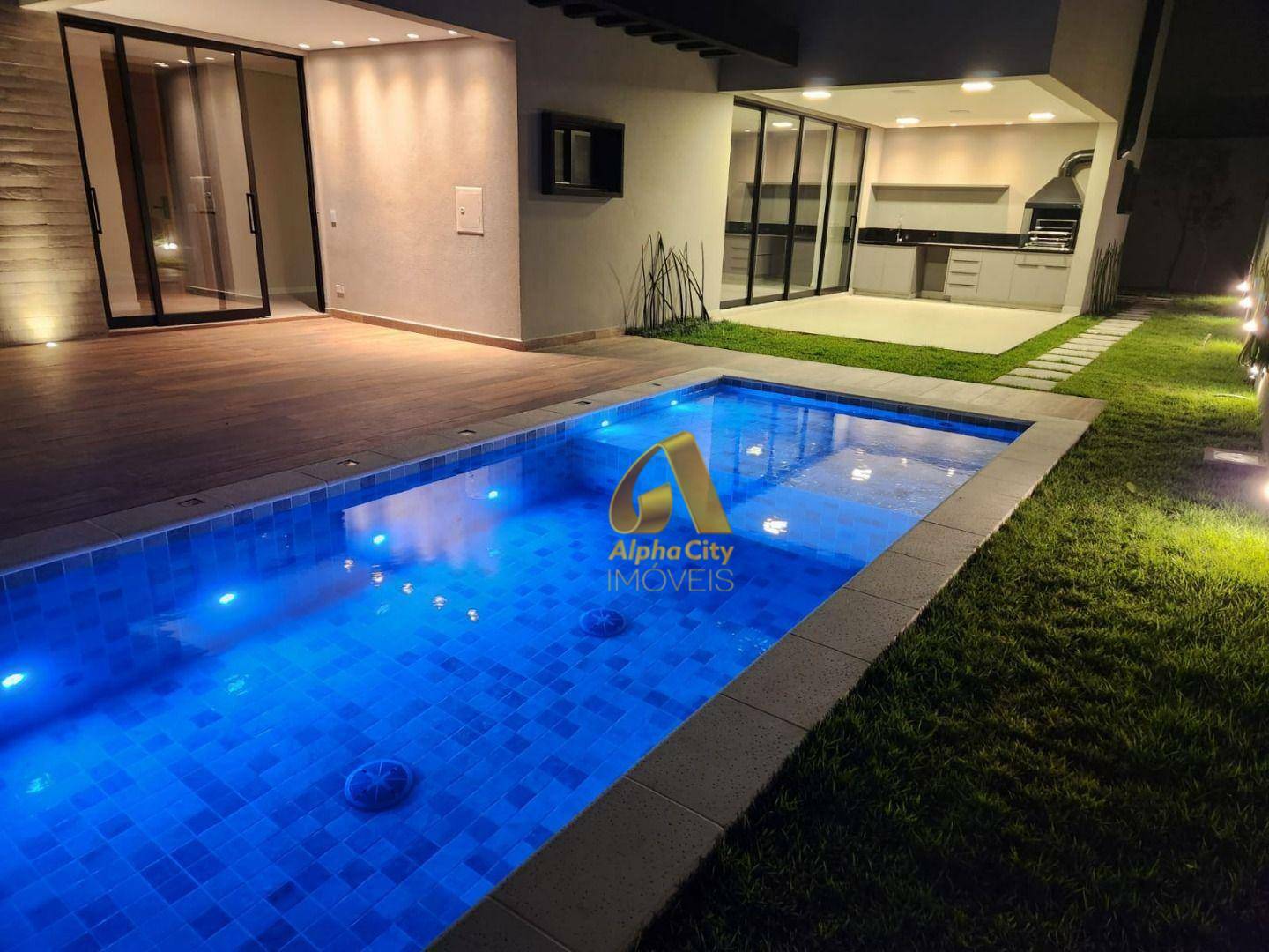 Casa de Condomínio à venda com 4 quartos, 364m² - Foto 23